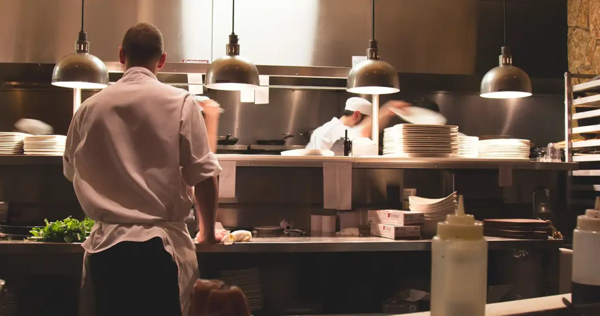 restaurant kitchen1